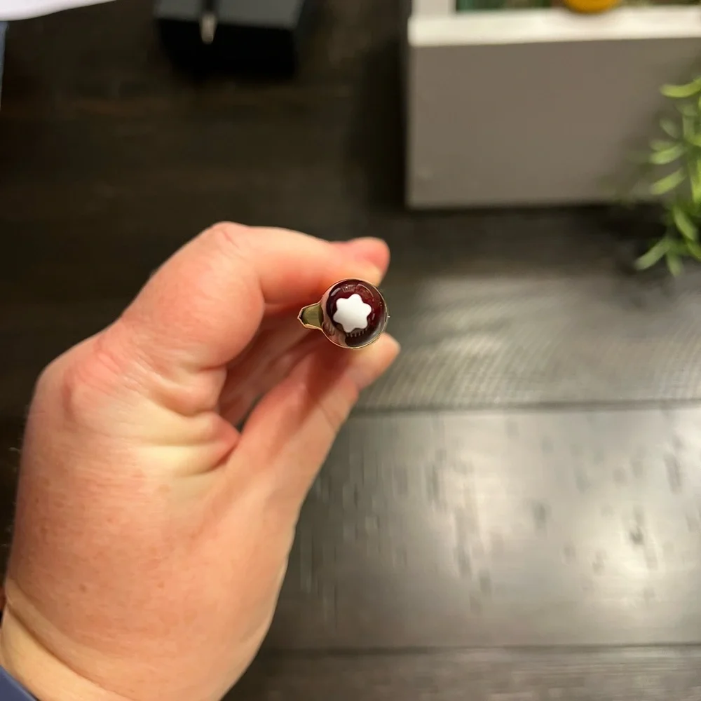 Montblanc Meisterstuck 147 traveler fountain pen
Serial number YI1125308 - Picture 2 of 7